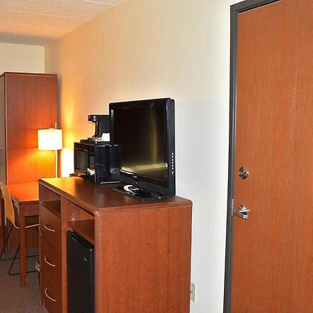 Americinn By Wyndham Spencer Zewnętrze zdjęcie