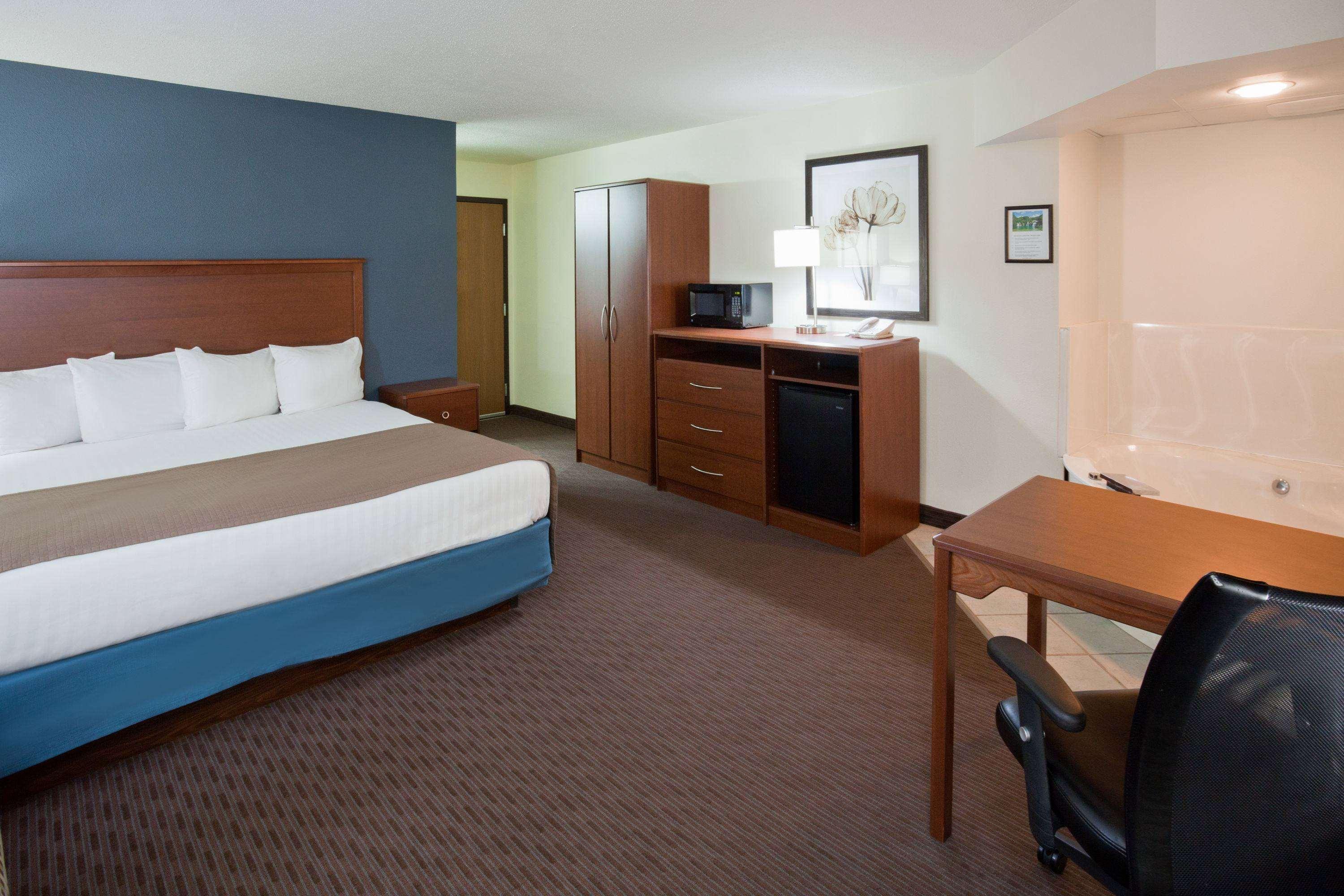 Americinn By Wyndham Spencer Zewnętrze zdjęcie