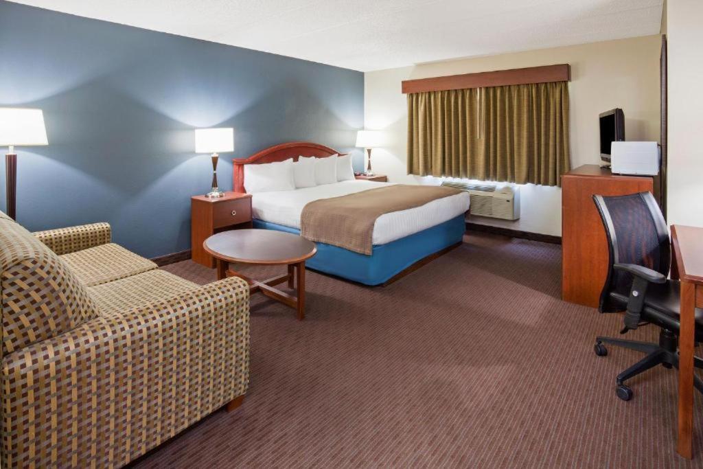 Americinn By Wyndham Spencer Zewnętrze zdjęcie